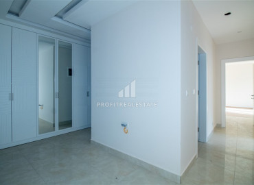 Large new apartment 3 + 1 with a separate kitchen in a luxury residence in Mahmutlar ID-8003 фото-2