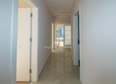Large new apartment 3 + 1 with a separate kitchen in a luxury residence in Mahmutlar ID-8003 фото-3