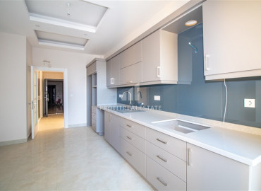 Large new apartment 3 + 1 with a separate kitchen in a luxury residence in Mahmutlar ID-8003 фото-7