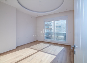 Large new apartment 3 + 1 with a separate kitchen in a luxury residence in Mahmutlar ID-8003 фото-13