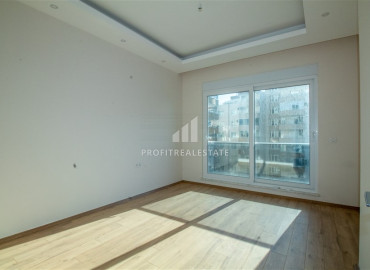 Large new apartment 3 + 1 with a separate kitchen in a luxury residence in Mahmutlar ID-8003 фото-14
