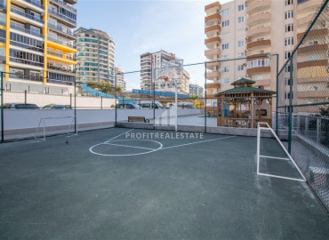 Large new apartment 3 + 1 with a separate kitchen in a luxury residence in Mahmutlar ID-8003 фото-24