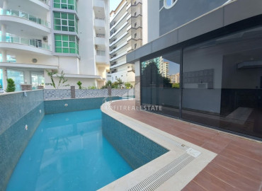 Cozy two bedroom apartment, ready to move in, just 200 meters from the beach of Mahmutlar, Alanya ID-8015 фото-14