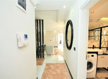 Stylish two bedroom apartment 50 meters from the sea, Alanya, center ID-8028 фото-13