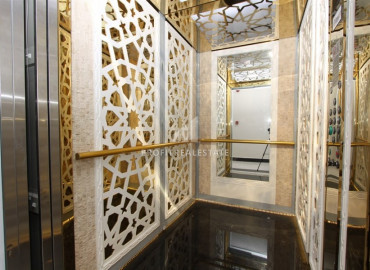 New 2 + 1 apartment with a separate kitchen in a premium class residence in Mahmutlar ID-8052 фото-21