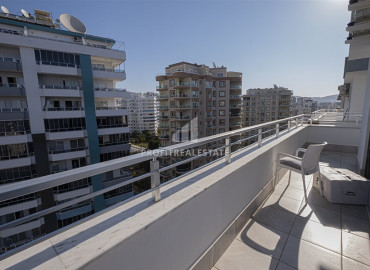 Two bedroom duplex with a large total area, equipped with furniture and appliances, Mahmutlar, Alanya, 150 m2 ID-8058 фото-12