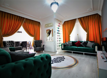 Inexpensive resale property: furnished two bedroom apartment 300m from the sea in Mahmutlar ID-8068 фото-1