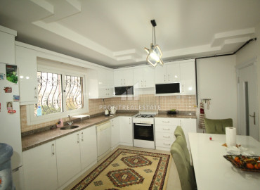 Three bedroom apartment with a separate kitchen in Soli, Mezitli area, close to the Mediterranean Sea ID-8077 фото-4