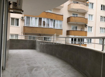 Two bedroom apartment with a good layout on the main street of Mahmutlar, 400m from the sea ID-8082 фото-8