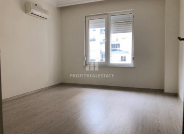 Two bedroom apartment with a good layout on the main street of Mahmutlar, 400m from the sea ID-8082 фото-10