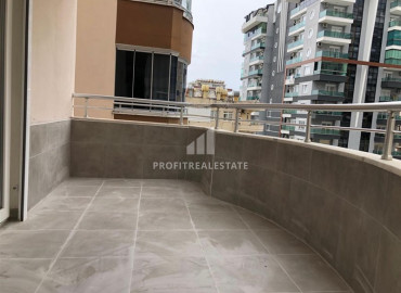 Two bedroom apartment with a good layout on the main street of Mahmutlar, 400m from the sea ID-8082 фото-14