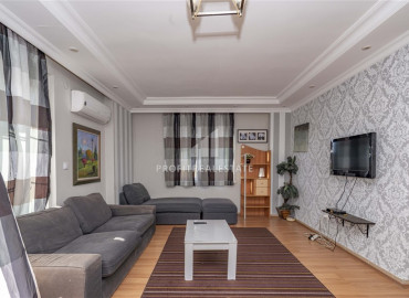 Two bedroom apartment, ready to move in, just 200 meters from the center of Mahmutlar, Alanya, 130 m2 ID-8105 фото-1