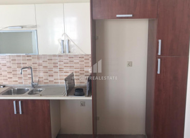 Spacious apartment 3 + 1 with an excellent location in the microdistrict Menderes, Soli, Mersin, 200m from the sea ID-8109 фото-6