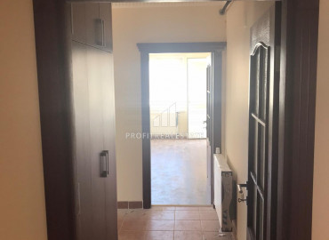Spacious apartment 3 + 1 with an excellent location in the microdistrict Menderes, Soli, Mersin, 200m from the sea ID-8109 фото-9