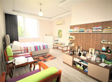 Просторная квартира с двумя спальнями, 120м² в 200м от моря в районном центре Эрдемли, Арпачбахшиш ID-8146 фото-7