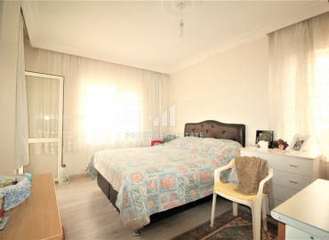 Spacious two-bedroom apartment in a residence with a swimming pool 100m from the sea in Mersin - Teje ID-8153 фото-10