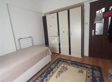 Inexpensive apartment 2 + 1 with a separate kitchen 300m from the sea, in an urban-type house in Mahmutlar ID-8178 фото-6