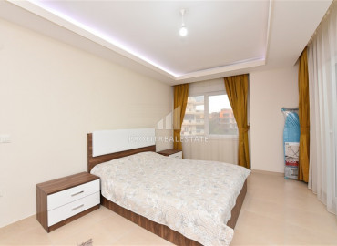 Two bedroom apartment, furnished, in a comfortable residential residence Mahmutlar, Alanya, 100 m2 ID-8204 фото-4