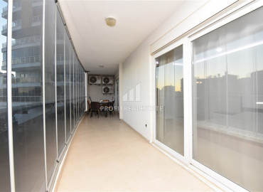 Two bedroom apartment, furnished, in a comfortable residential residence Mahmutlar, Alanya, 100 m2 ID-8204 фото-6