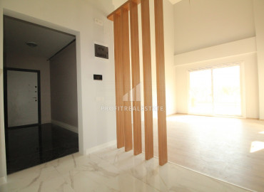 Spacious garden duplex 3 + 1 in a new residence 100m from the sea in Teje, Mersin ID-8242 фото-4