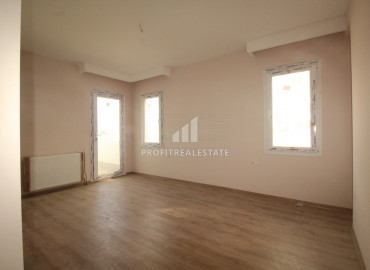 Spacious garden duplex 3 + 1 in a new residence 100m from the sea in Teje, Mersin ID-8242 фото-15