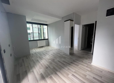 Новая двухкомнатная квартира с отличным расположением в микрорайоне Соли, Мерсин ID-8243 фото-5