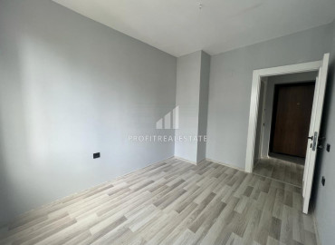 Новая двухкомнатная квартира с отличным расположением в микрорайоне Соли, Мерсин ID-8243 фото-9