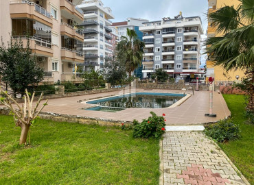 Two bedroom apartment, furnished, 200 meters from the center of Mahmutlar, Alanya, 115 m2 ID-8248 фото-1