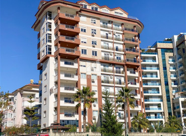 Apartment, with three bedrooms and a separate kitchen, in a cozy residential residence, Cikcilli, Alanya, 210 m2 ID-8262 фото-1