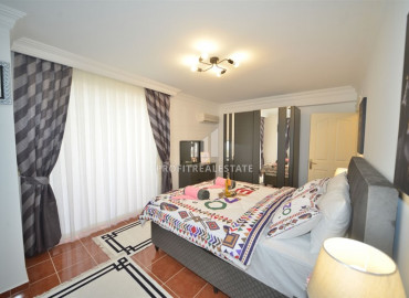 Two bedroom apartment, with a professional design, just 100 meters from the center of Mahmutlar, Alanya, 120 m2 ID-8296 фото-4