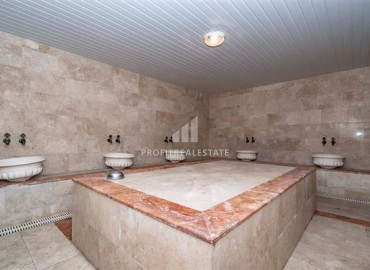 Spacious one bedroom apartment, equipped with furniture and appliances, in a comfortable residential residence Mahmutlar, Alanya, 70 m2 ID-8297 фото-10