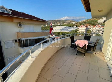 Inexpensive two bedroom duplex, with furniture and appliances, on the first coastline, in Demirtas, Alanya, 110 m2 ID-8299 фото-10