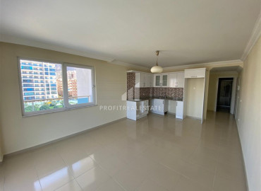 Two bedroom apartment, unfurnished, 50 meters from the sea, Mahmutlar, Alanya, 120 m2 ID-8345 фото-3