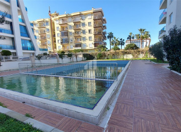 Two bedroom apartment, unfurnished, 50 meters from the sea, Mahmutlar, Alanya, 120 m2 ID-8345 фото-12