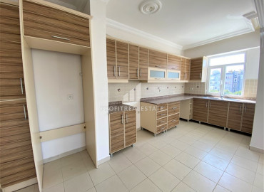 Two bedroom apartment, in a well-maintained residential residence of the European district of Oba, Alanya, 90 m2 ID-8350 фото-3