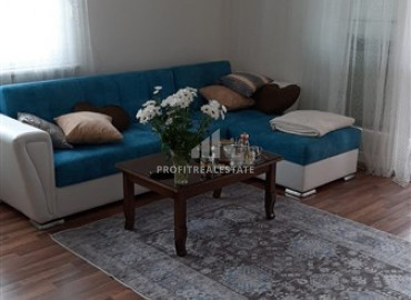 Inexpensive two bedroom apartment, in a building without facilities, 150 meters from the center of Mahmutlar, Alanya ID-8377 фото-3