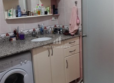 Inexpensive two bedroom apartment, in a building without facilities, 150 meters from the center of Mahmutlar, Alanya ID-8377 фото-7