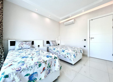 Большая меблированная квартира 2+1 в элитном комплексе с собственным пляжем в Каргыджаке ID-8384 фото-6