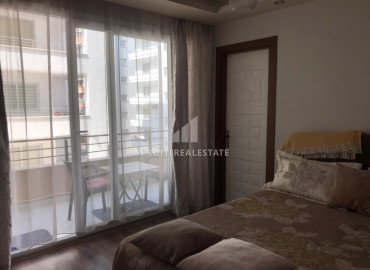 New furnished one-bedroom apartment with gas 150 meters from the sea in the Soli neighborhood, Mersin ID-8394 фото-14