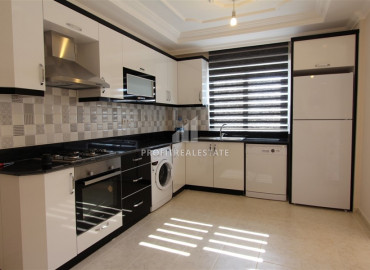 Furnished two bedroom apartment 300 meters from the center of Mahmutlar, Alanya, 125 m2 ID-8397 фото-3