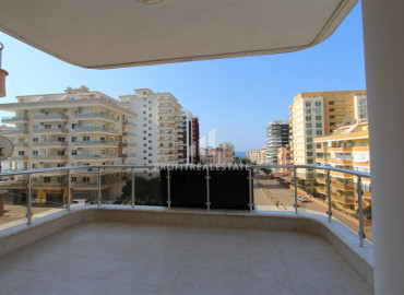 Furnished two bedroom apartment 300 meters from the center of Mahmutlar, Alanya, 125 m2 ID-8397 фото-8
