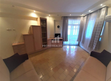 Two bedroom apartment with a separate kitchen, at a bargain price, just 150 meters from the sea, Mahmutlar, Alanya ID-8400 фото-3