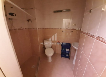 Two bedroom apartment with a separate kitchen, at a bargain price, just 150 meters from the sea, Mahmutlar, Alanya ID-8400 фото-10