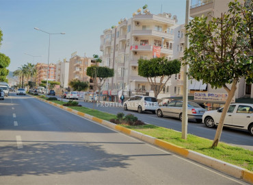 Two bedroom apartment with a separate kitchen, at a bargain price, just 150 meters from the sea, Mahmutlar, Alanya ID-8400 фото-15