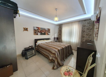 Furnished two bedroom apartment 400 meters from the center of Cikcilli, Alanya ID-8436 фото-3