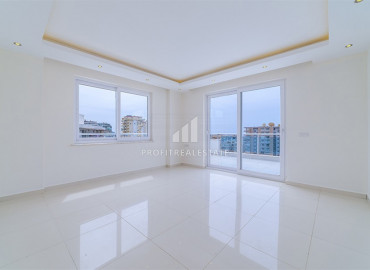 Large duplex apartment 3 + 1, in a residence with rich facilities, Mahmutlar, Alanya, 250 m2 ID-8470 фото-8
