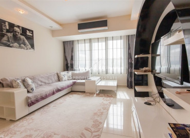 Two bedroom apartment, with furniture and appliances, in the elite residence of Mahmutlar, Alanya, 110 m2 ID-8472 фото-1