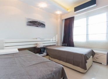 Two bedroom apartment, with furniture and appliances, in the elite residence of Mahmutlar, Alanya, 110 m2 ID-8472 фото-4