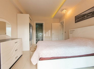 Two bedroom apartment, with furniture and appliances, in the elite residence of Mahmutlar, Alanya, 110 m2 ID-8472 фото-6