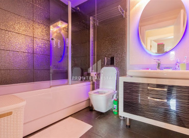 Two bedroom apartment, with furniture and appliances, in the elite residence of Mahmutlar, Alanya, 110 m2 ID-8472 фото-9